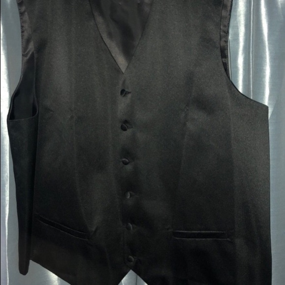 XL Men’s formal satin black vest